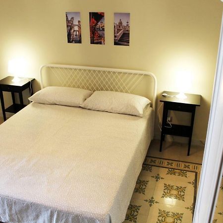 Casa Verdi, Confortevole Bilocale In Centro, 1° P Διαμέρισμα Μπαγκερία Εξωτερικό φωτογραφία
